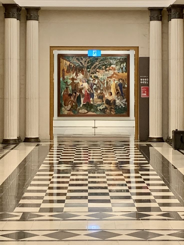 This contains: former City Hall and Supreme Court