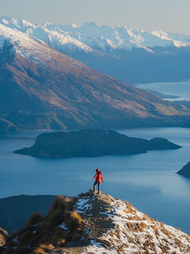 Chasing sunrise and epic views at Roys Peak

1,300m elevation gain, 16km round trip – the steep switchbacks test your legs, but the 360° payoff at 1,578m is pure magic: Lake Wānaka sparkling below, Mount Aspiring glowing pink, and the Southern Alps stretching forever.

#RoysPeak #Wanaka #NZMustDo #HikeNewZealand #lakewanaka #mountain #wanaka #hiking #trekking #snowmountain #nz #newzealand #ignewzealand #airnzshareme #airnz