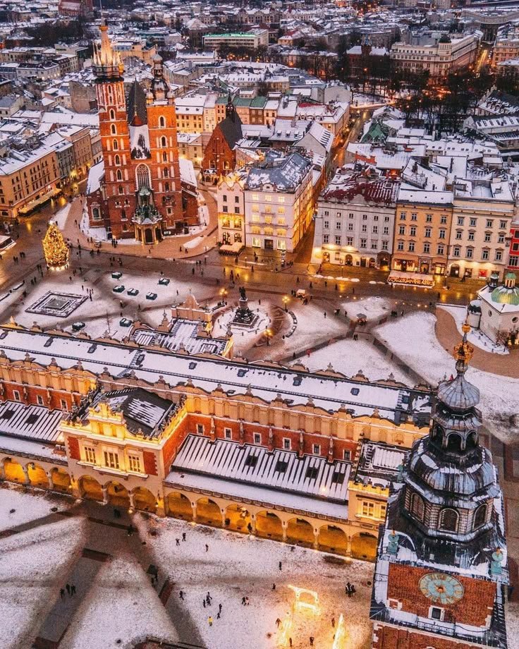 This contains: Kraków