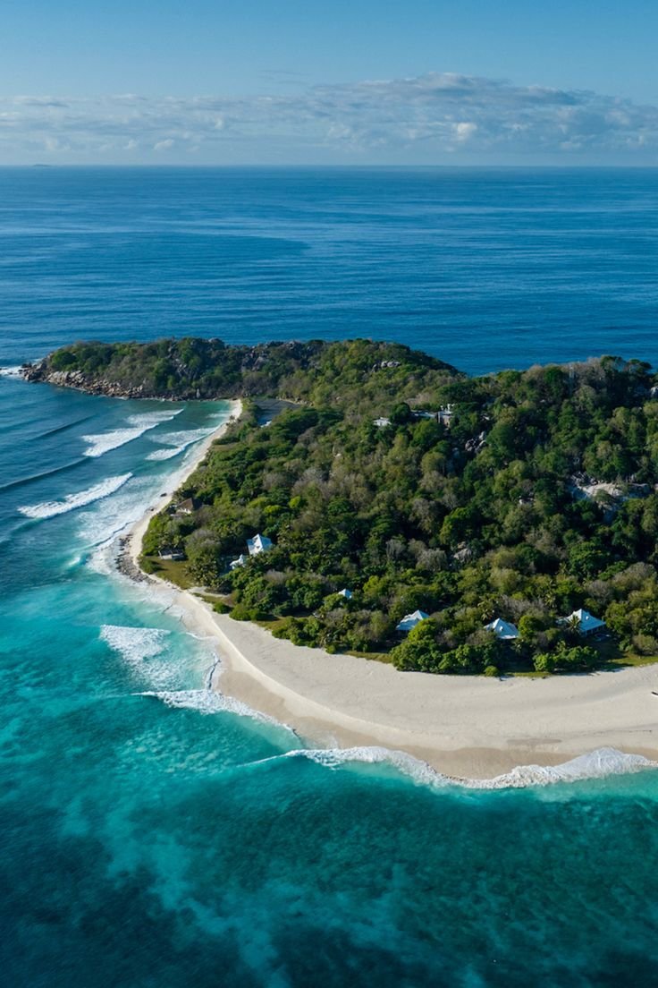 This contains: Cousine Island Seychelles Private Island Seychelles
